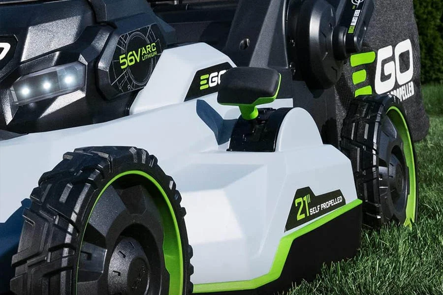 battery self propelled lawn mowers